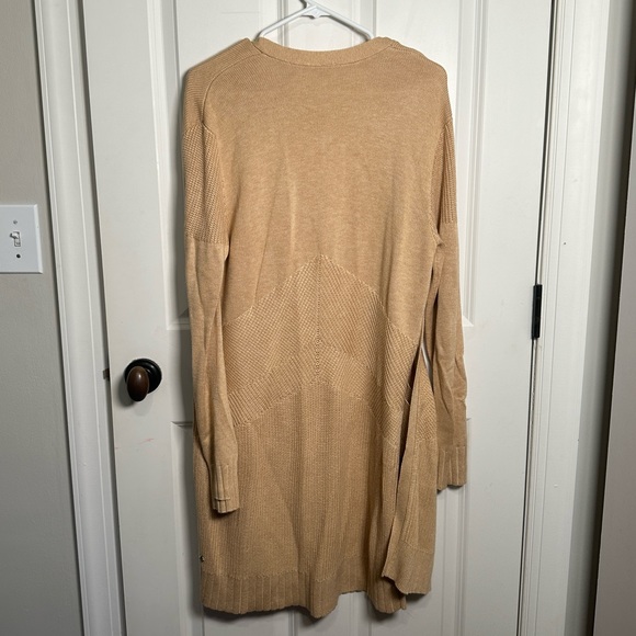 Lululemon Sweater - Picture 2 of 5